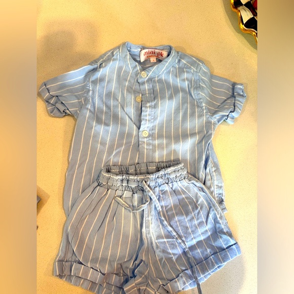 children’s designer set mini PK size 50% cotton 50% linen new never worn